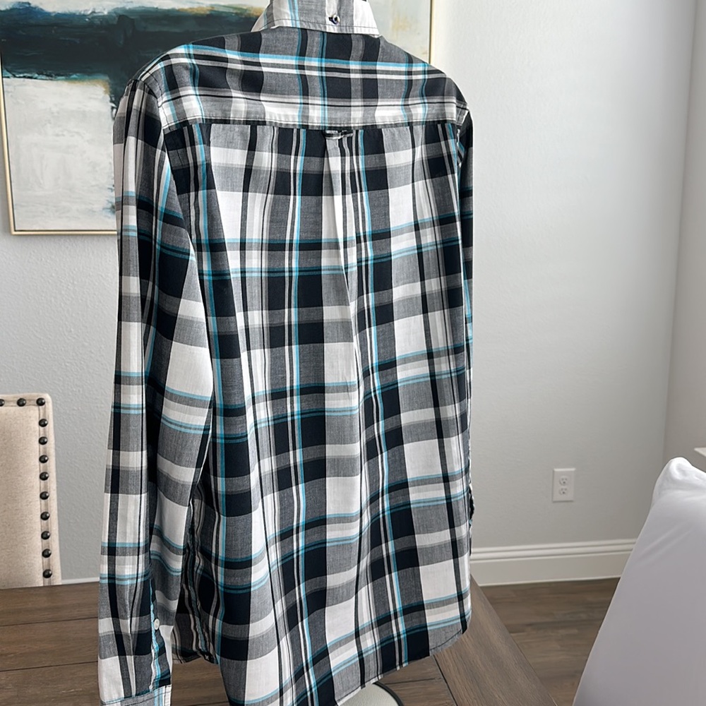 Hurley LS‎ button down - Picture 3 of 8